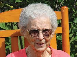 Betty Verburg's Instagram, Twitter & Facebook