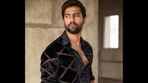 He is 33 years old, and he was born on 16 may 1988, in mumbai, maharashtra, india. Happy Birthday Vicky Kaushal 5 Reasons Why We Can T Stop Crushing Over The Uri Star Filmibeat