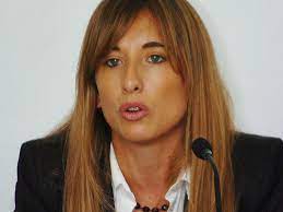 Cecilia nicolini, asesora presidencial, explicó los alcances del dnu que permitirá ampliar la adquisición de vacunas. Cecilia Nicolini Centro Internacional De Gobierno Y Marketing Politico Cigmap De La Universidad Camilo Jose Cela