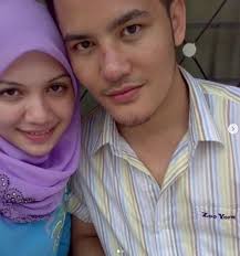 Aliff shukri telah menganggap isterinya sebagai seorang wanita yang kuat cemburu. Muat Naik Foto Awal Perkahwinan Netizen Puji Datin Shahida Dato Aliff Syukri Awet Muda Hot Fm