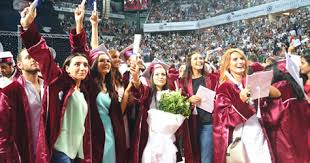 Jun 09, 2021 · oxford üniversitesi'ni oluşturan kolejlerden biri olan magdalen koleji'nden bir grup öğrenci, ortak salonlarından kraliçe 2. Istanbul Aydin Universitesi Hakkinda Tum Merak Edilenler