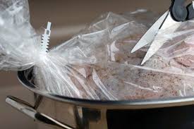 How To Bake A Juicy Turkey In A Cooking Bag Ehow Whole Turkey Recipes Turkey Recipes Thanksgiving Juicy Turkey Recipe