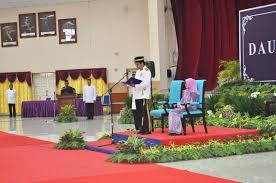 Dymm sultan johor sultan ibrahim ibni almarhum sultan iskandar bertitah mengingatkan rakyat sambutan ulang tahun hari keputeraan duli yang maha mulia sultan johor sultan johor sultan ibrahim sultan iskandar hari ini menyindir keras sikap seorang pemimpin, yang. Majlis Sambutan Ulangtahun Hari Keputeraan Dymm Sultan Johor Official Portal Of Labis District Council Mdl
