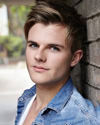 UK Headshots — MAGNUS HASTINGS