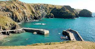 Mullion Cove Hotel In Cornwall Cornwall Beaches London England Photography Cornwall Hotels