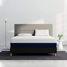 Side sleeping on the dreamcloud mattress. Best Hybrid Mattresses Of 2021 Best Mattress Brand