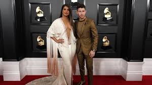 Madhu chopra, both indian army physicians. Priyanka Chopra Trolled For Dress At Grammys Suchitra Krishnamoorthi Hails Actor For Not Trying To Hide Her Belly Entertainment News Hindustan Times
