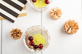 Cranberry Margarita Recipe Hairspray And Highheels Add the tequila, lime juice, simple syrup, ocean spray 100% juice cranberry, and triple sec and shake vigorously for 30 seconds. hairspray and highheels