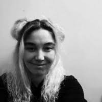 Melissa Yaxley's Instagram, Twitter & Facebook