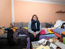 Zu einer funktionstüchtigen wohnung gehört auch die reibungslose versorgung mit. Wassereinbruch Keine Heizung Kein Strom 40 Mieter Sitzen Seit Zwei Wochen Im Dunkeln