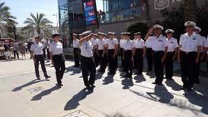 La promo de la PM Marine diplômée