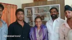 Watch Akhil Pailwan Family Photos Free Akhil Pailwan Family Photos Download Akhil pailwan is head ,thoop of the ram nagar and he is good man. watch akhil pailwan family photos