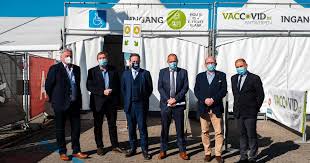 De kostprijs per stad loopt sterk uiteen: Iedereen Die Kan Komen Naar Vaccinatiedorp Moet Dat Ook Doen Antwerpen Rolt Strategie Uit Voor 466 000 Mensen Met Bijzondere Regeling Voor Wie Minder Mobiel Is Antwerpen Hln Be