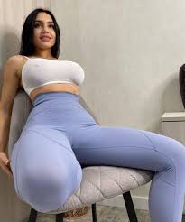 Demidova Helenka (@demidova_helenka) - Urlebird