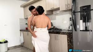 دلال اللبنانيه سكس Videos Porno | xHamster