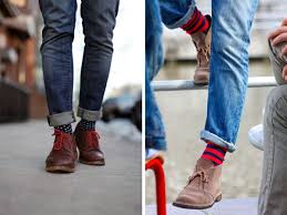 Men S Socks The Quintessential Guide I The Gentlemanual Mens Patterned Socks Mens Socks Fashion Mens Socks