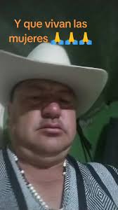 Videos de Nilson Antonio (@nilson.antonio8) con “Cabaret