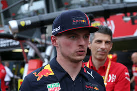 Wij zijn benieuwd welke dame hierna valt voor de looks ehhh bankrekening van max. Max Verstappen Deelt Voor Het Eerst Kiekje Met Nieuwe Vriendin Panorama