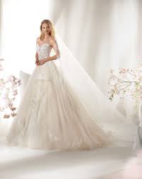 Come una favola canzone estratta dall'album di marianna lanteri come una favola. Magnifico Modello Rosa Tenue Dalla Linea A Principessa In Tulle E Applicazioni Ricamate Abiti Da Sposa Abito Da Sposa Principessa Abiti Da Sposa E Acconciature