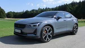 Polestar is starting to ramp up its selection of sustainably sourced, luxury electric vehicles. Polestar 2 2020 Im Test Elektroauto Fur Designaffine Individualisten