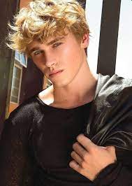 Pretty interesting and curious why someone would edit it like that. The Female Witwicky Holoforms Men Blonde Hair Blonde Hair Boy Cute Blonde Guys