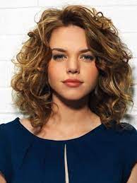 Cortes de pelo 2022 media melena. Pin En Cabello Rizado