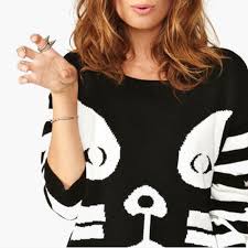My cat devon rex cat daisy actually enjoys dressing up, and when she sees the camera and her little outfit, she comes running over for her modeling session. Cat Clothes Fall At Freemans Retro Outifts A Valentino Capsule Racked Ny