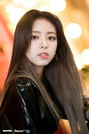 Dispatch X Itzy Yuna Itzy Girl Kpop Girls