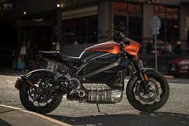 Review Harley Davidson S Electric Livewire Harley Davidson Harley Davidson Bikes Harley