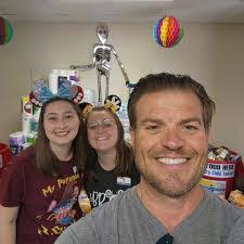 Sydney Lofton's Instagram, Twitter & Facebook