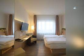 Parkiralište, dozvoljeni ljubimci, besplatno parkiralište vrijednost smještaja u hoteli hotel deutsches haus ovise o datumu, cijeni, broju gostiju i drugim. Hotel Deutsches Haus Startseite