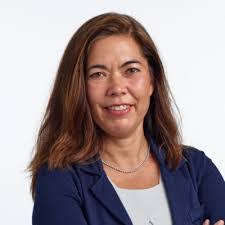 Lisa Winningham's Instagram, Twitter & Facebook