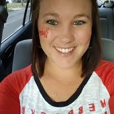 Elisha Williamson's Instagram, Twitter & Facebook