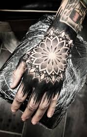 Pretty Tattoos Sleevetattoos Geometric Tattoo Hand Mandala Hand Tattoos Mandala Tattoo Design