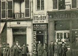 L'article sera disponible à la lecture pour votre. La Plus Petite Maison De Paris Paris Zigzag Insolite Secret