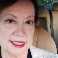 Victoria Rollins's Instagram, Twitter & Facebook