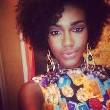 Hey everyone! Yesterday I was able to represent Foxxie Boutique to the  fullest! Roxy the CEO /Creative Director of Foxxie Boutique and I had the  opporitunity to do an interview with Tamara