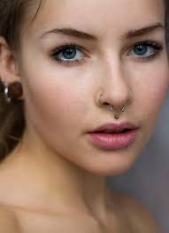 Diy Guzellik Pembe Dudaklar Burun Piercing Dudak Piercingleri Vucut Piercing