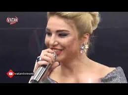 Gizem Kara Ne Bilsin Eller