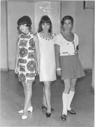 In 1965, she first appeared on the show ki mit tud?, then in 1966 became the owner of hungary's. Ritka Kep Egy Foton Harangozo Teri Kovacs Kati Es Zalatnay Cini