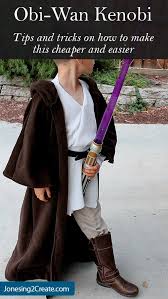 If you've been looking for a way to make your kids (or yourself) some jedi robes for any and all the conventions coming up this summer, look no further. Jedi Obi Wan Kenobi Costume Jonesing2create