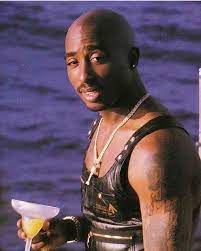 Tupac During His Photoshoot For The 1996 Album Alleyezonme Tupac Pictures Tupac Albums Tupac