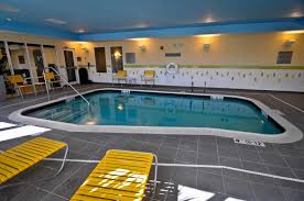 Would You Like A Spa With Your Swimming Pool At Our Hotel In Cedar Rapidsl Hotel Amenities Cedar Rapids Iowa Hotel