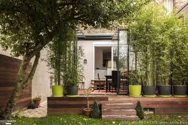 Une Petite Maison En Meuliere De 30m Au Sol Sur Cinq Niveaux Idees De Patio Jardins Avant Terrasse