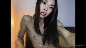 Big Cock Caviar Ladyboy Fembabyth Jerk Off