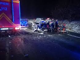 Opt persoane au fost ranite. Accident Grav In BacÄƒu Doi MorÅ£i Si Doi RÄƒniÅ£i DupÄƒ Ce Soferul Unei Masini Ar Fi Adormit La Volan