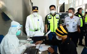 Presiden jokowi, pada tahun 2013 telah menandatangani pp nomor 15 tahun 2019 tentang perubahan kedelapan belas atas peraturan pemerintah nomor 7. Pemudik Dan Pengemudi Terjaring Random Check Ini Hasilnya Ekonomi Bisnis Com