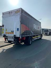 Mercedes Benz 1823-2005 Cab & Chassis Truck