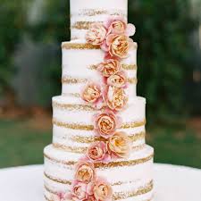 The 'naked' cakes are really in right now and work perfectly for summer! 32 Summer Wedding Cakes That We Can T Get Enough Of