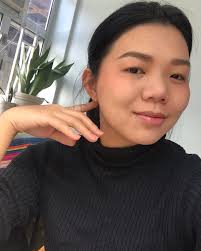 鄧小巧- 算是完成了專輯最後的創作剩下兩首歌的錄音部份Phew! 然後進入後期然後封面拍攝然後然後交給你們| Facebook